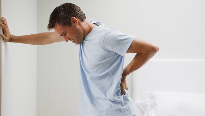 The main manifestations of the third stage of lumbar osteochondrosis